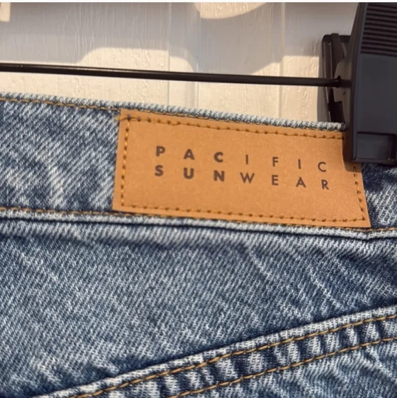 Pacsun 90s Mid Rise Straight Leg Jeans Sz 22 NWT MSRP $60 - Picture 4 of 8